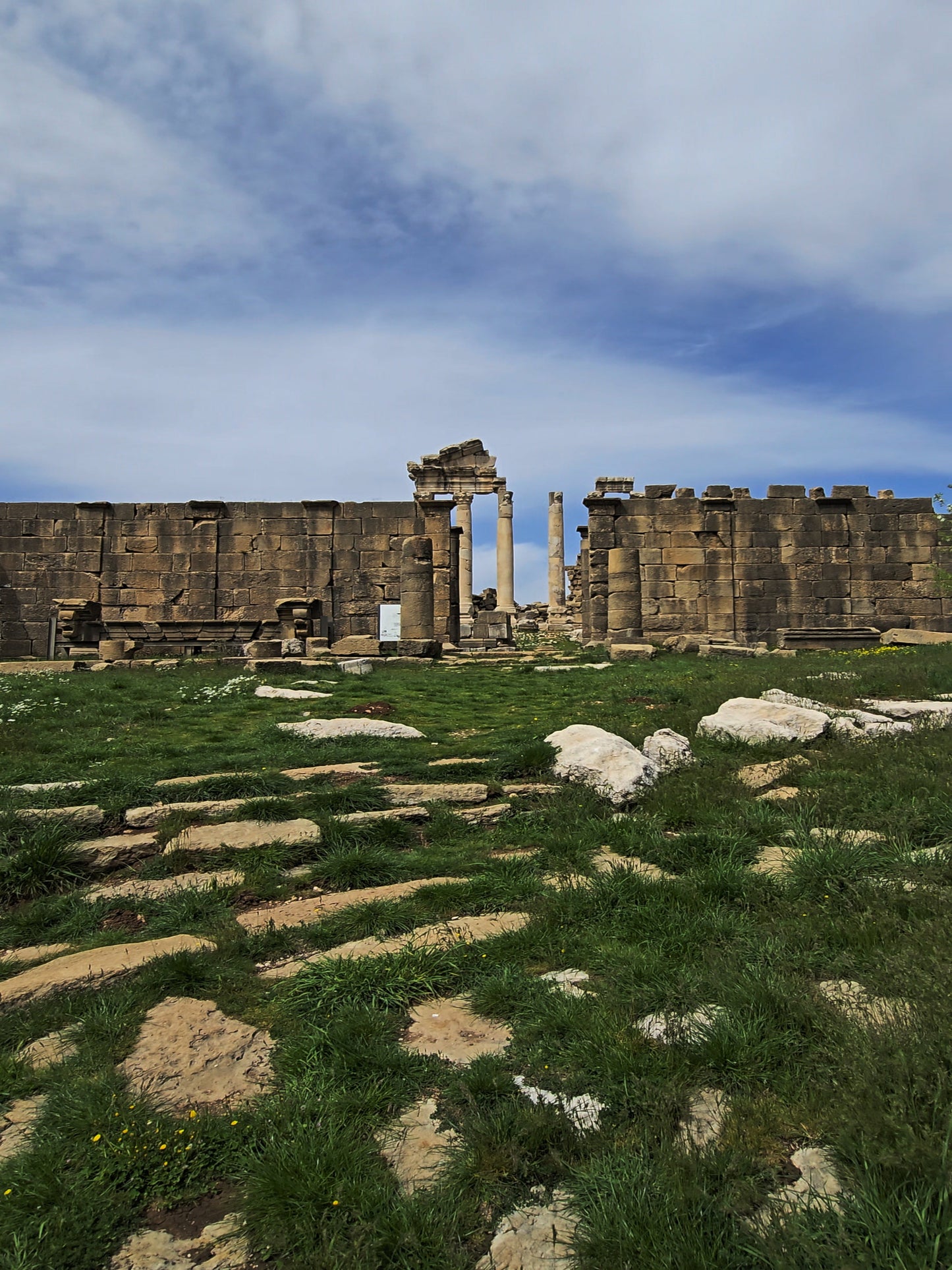 Kfardebian- 10 May 2026- Moderate